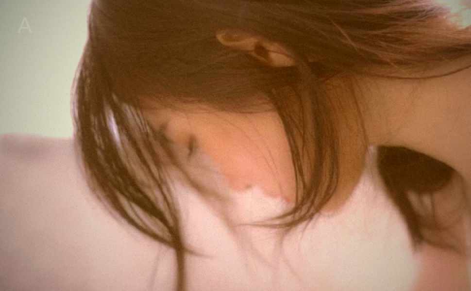 湖北清纯眼镜女学霸陈敏华遭社会男友曝光私密片，从乖乖女到欲火狂魔的惊人反转