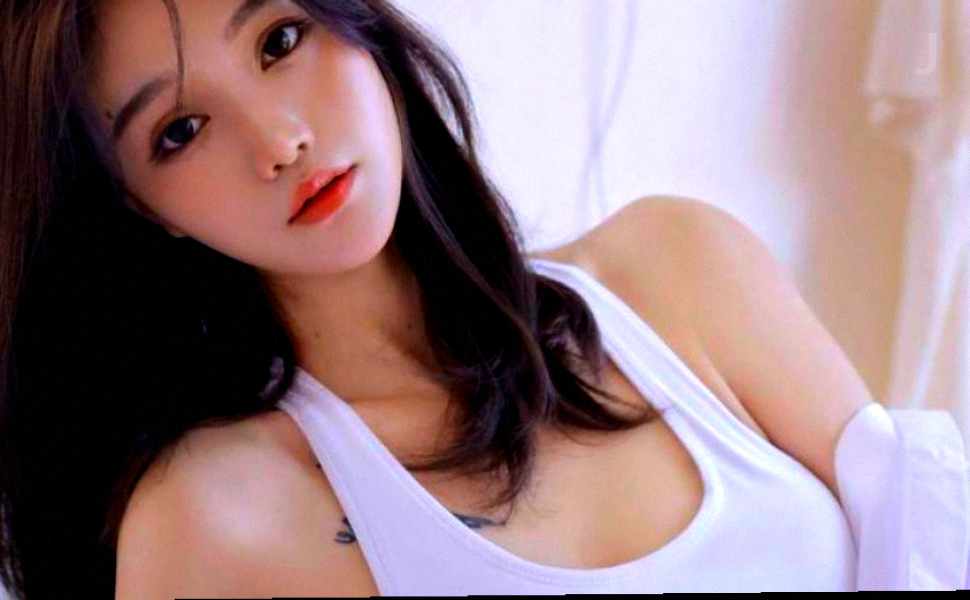 惊掉下巴！韩国女团出身的美女为啥转行干这个？颜值身材爆表，跳舞不如卖肉来钱快？！