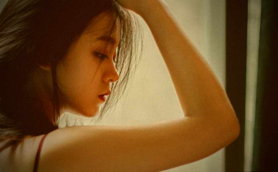 推特顶流辣模Natsuko夏夏子最新大尺度照曝光，凹凸身材S曲线让老司机集体破防