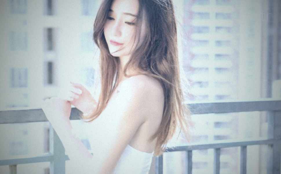 欧洲美鲍Comatozze私密视频流出：反思成人内容背后的社会与教育议题