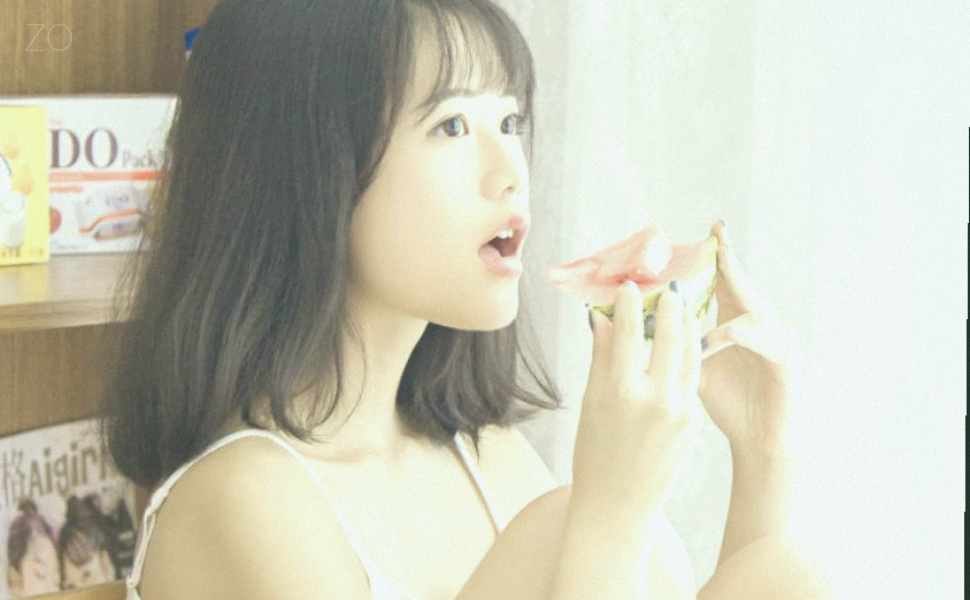 台湾温柔女子酒店抓奸现场曝光：丈夫出轨被抓现行，她淡定拍摄全程走红网络现场图2