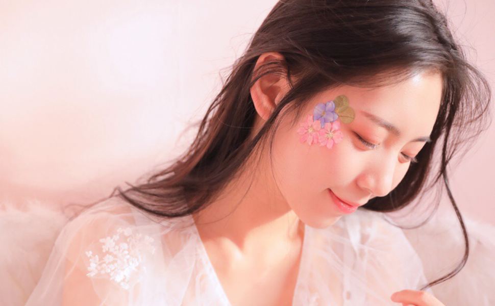 四川辣妹Ami狂倒贴英国穷男友，月薪1200刀却坐拥亚洲美女后宫？亲密照聊天记录全被晒，网友直呼舔狗天花板