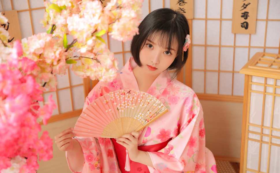 闺蜜连环瓜！抖音顶流女网红【沫子】早期无遮掩私拍外泄，细节引发热议